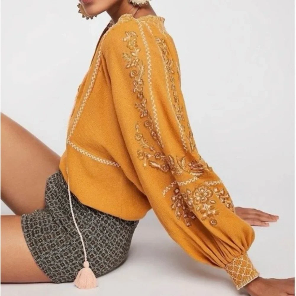 Free People Notting Hill Top Mustard Yellow Embroidered Boho Peasant Top Sz XS